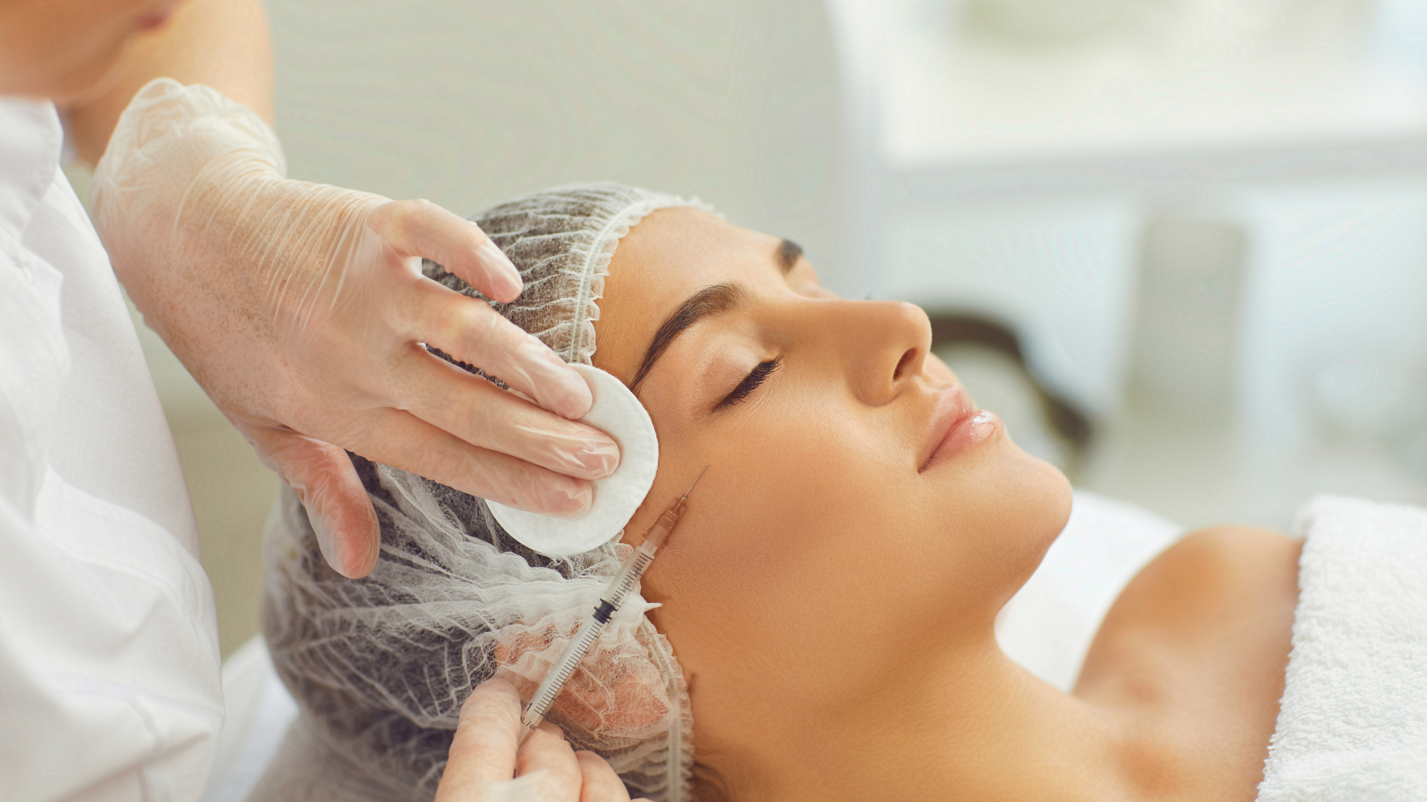 A Model receiving a anti wrinkle injection by a trained practitioner.